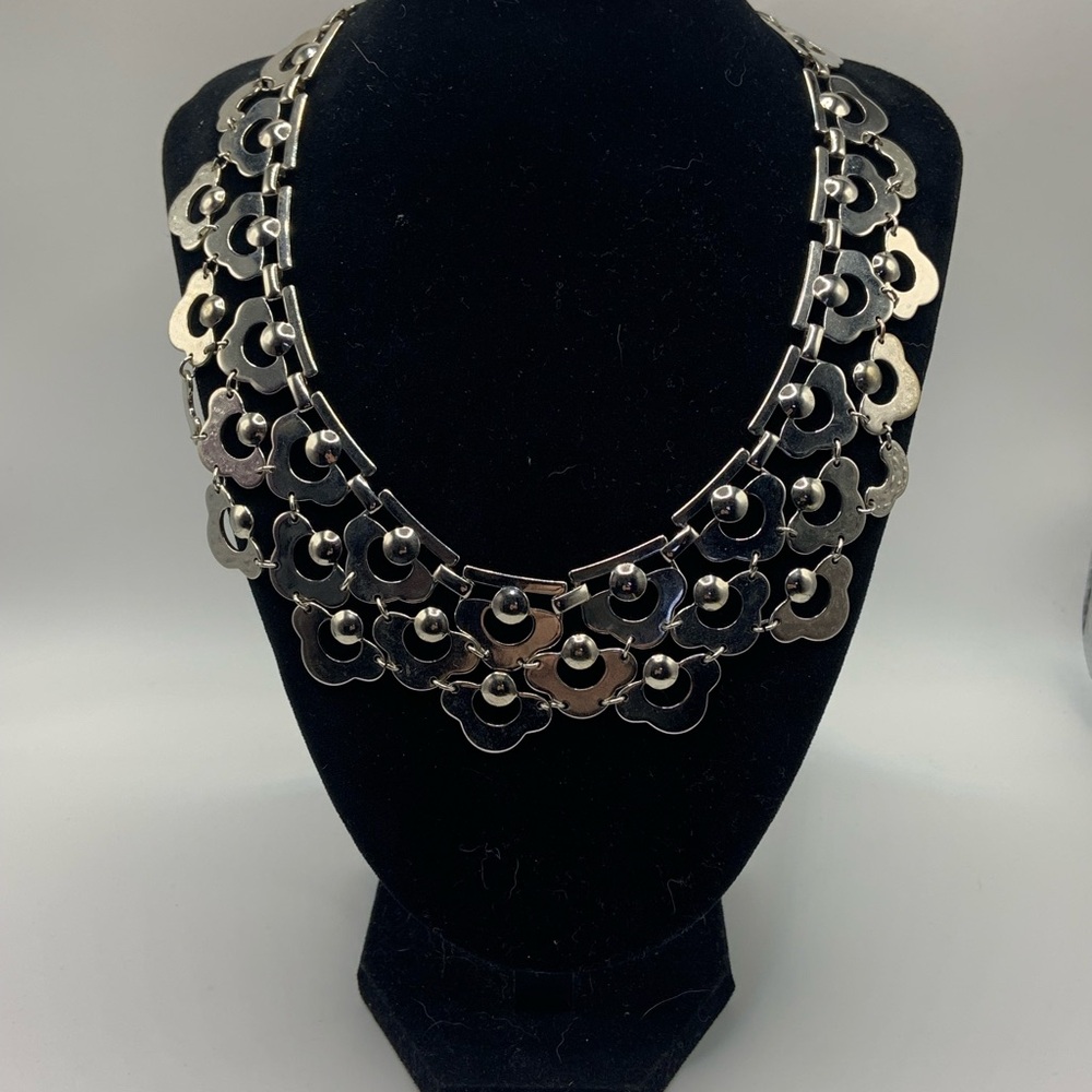 Stella & Dot Alexandria Silver Tone  Statement Bib Necklace Signed 14”